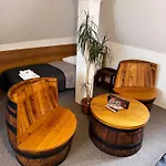 Vendégház Alfa & Whisky Pub