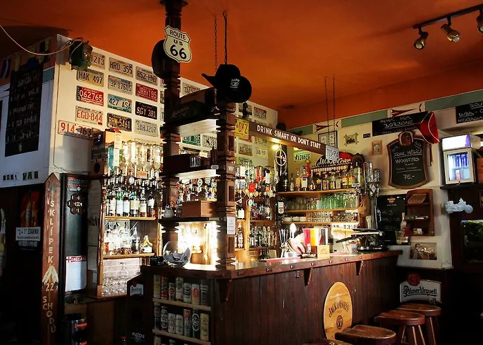 Alfa & Whisky Pub Πανσιόν